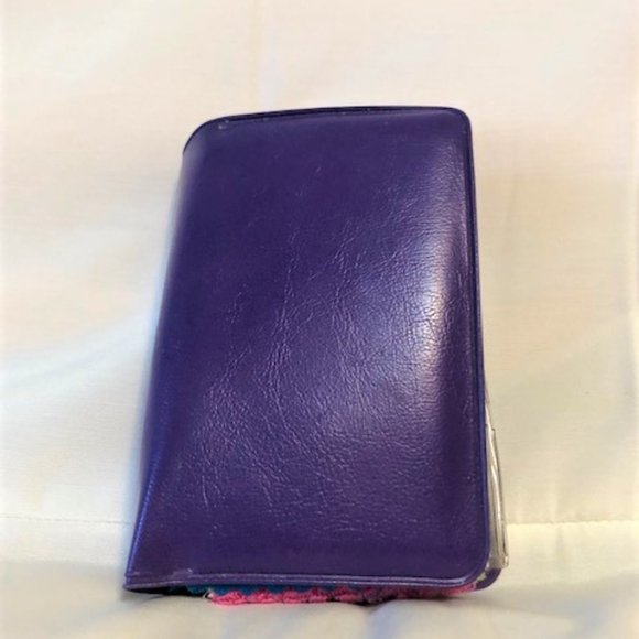 Color Swatch Folder for Spring - Picture 7 of 8